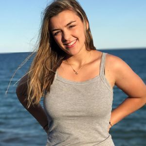 Meet your Posher, Eva